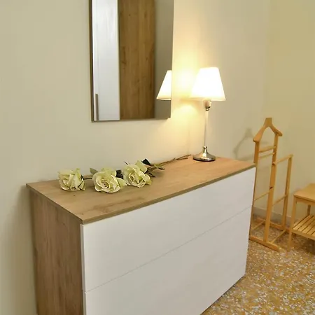 The Sunny House Of * Rome